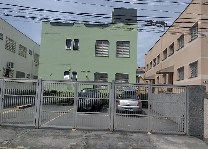 Apto Terreo Em Ubatuba, A 50 Metros Do Mar